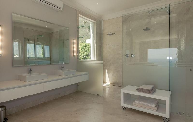 4 Bedroom Property for Sale in Camps Bay Western Cape